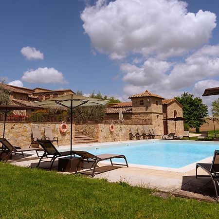 Villa Le Beringhe - Wine Pool & Relax Colle di Val d'Elsa Exterior foto