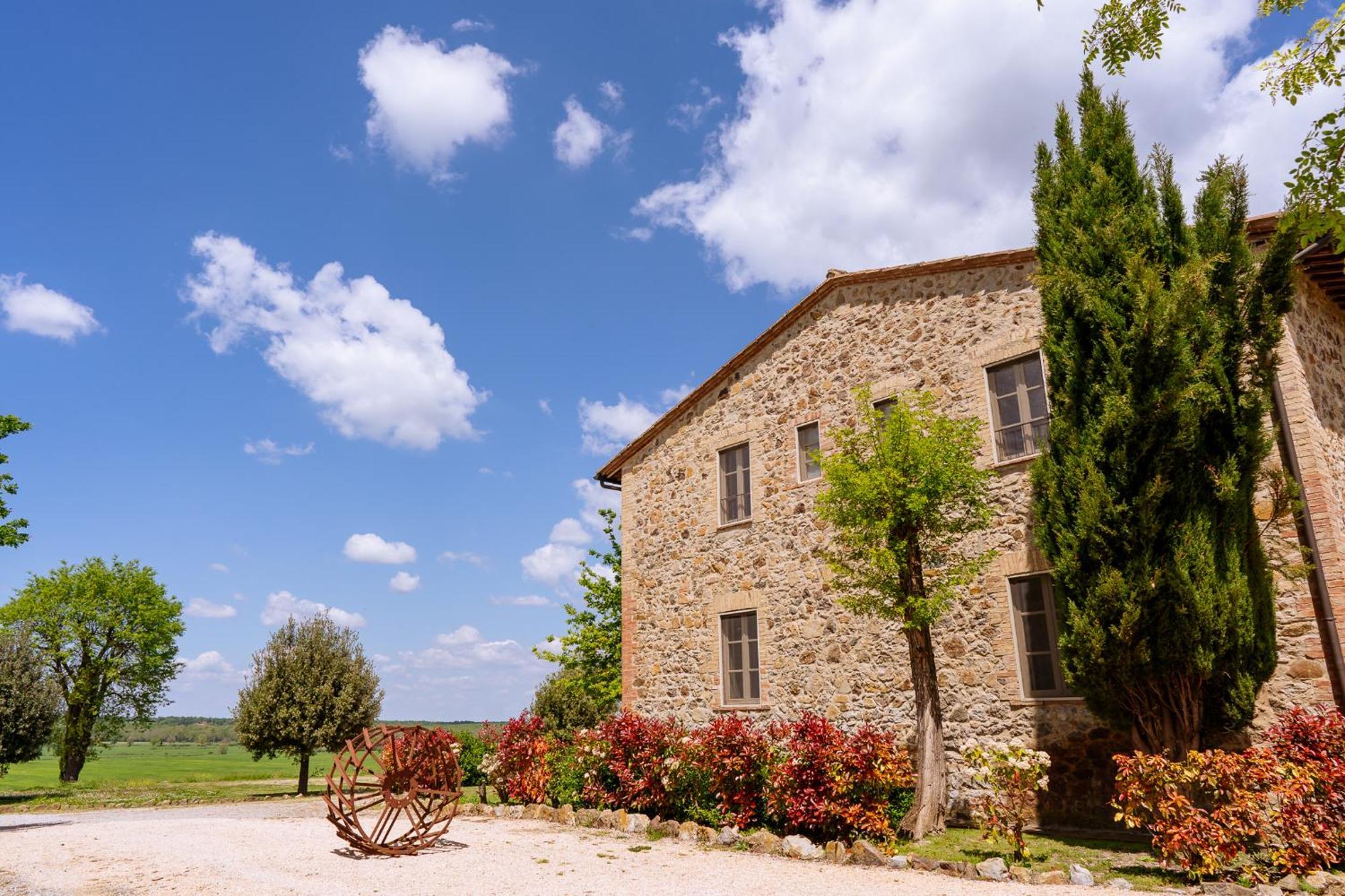 Villa Le Beringhe - Wine Pool & Relax Colle di Val d'Elsa Exterior foto