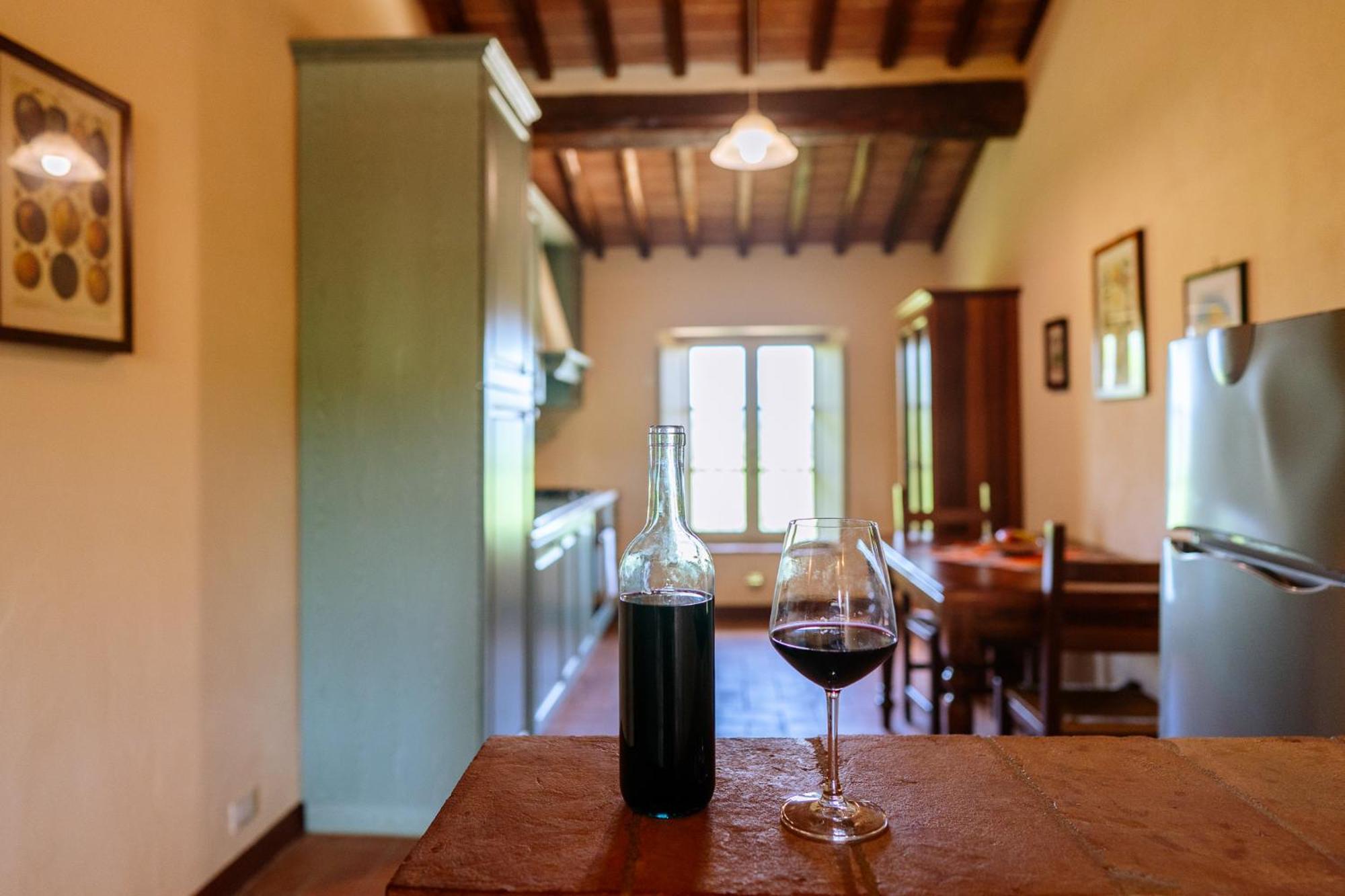 Villa Le Beringhe - Wine Pool & Relax Colle di Val d'Elsa Exterior foto