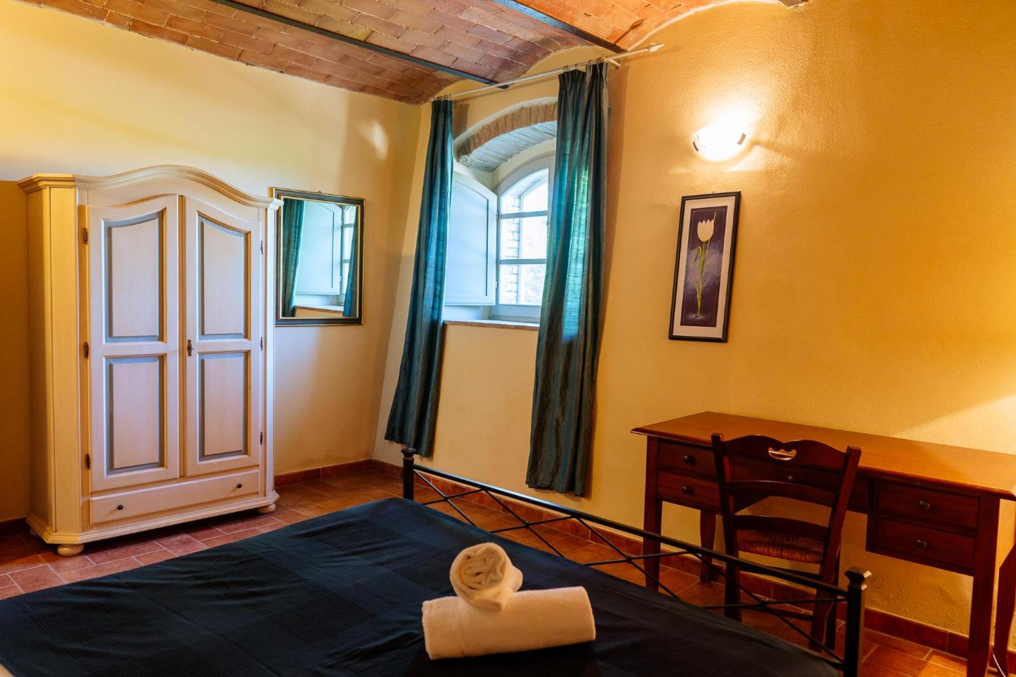 Villa Le Beringhe - Wine Pool & Relax Colle di Val d'Elsa Exterior foto
