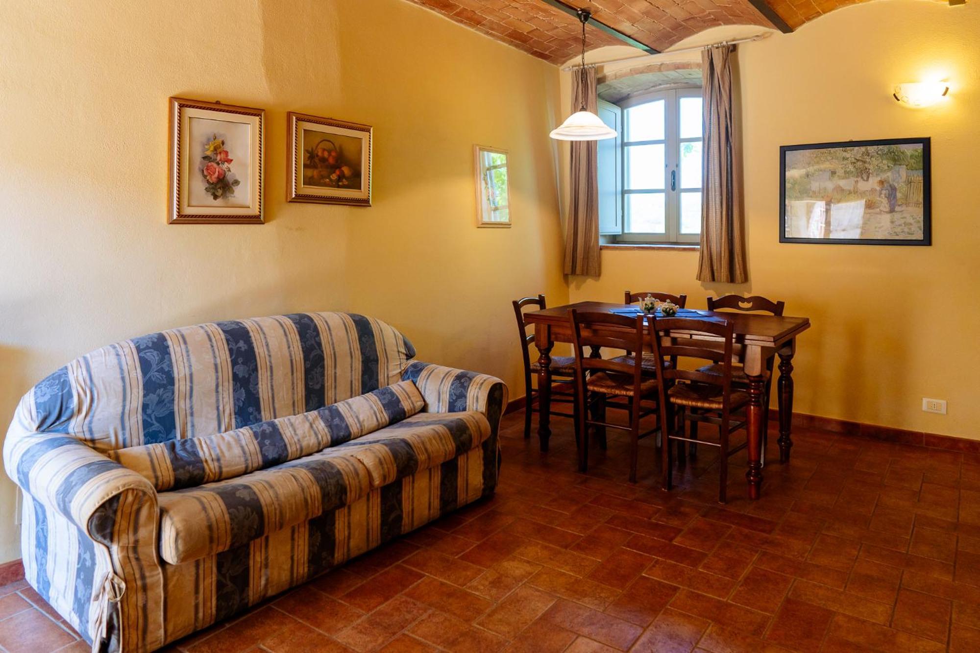 Villa Le Beringhe - Wine Pool & Relax Colle di Val d'Elsa Exterior foto